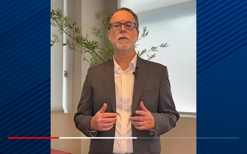 A importância de uma visão exterma pra solucionar desafios internos